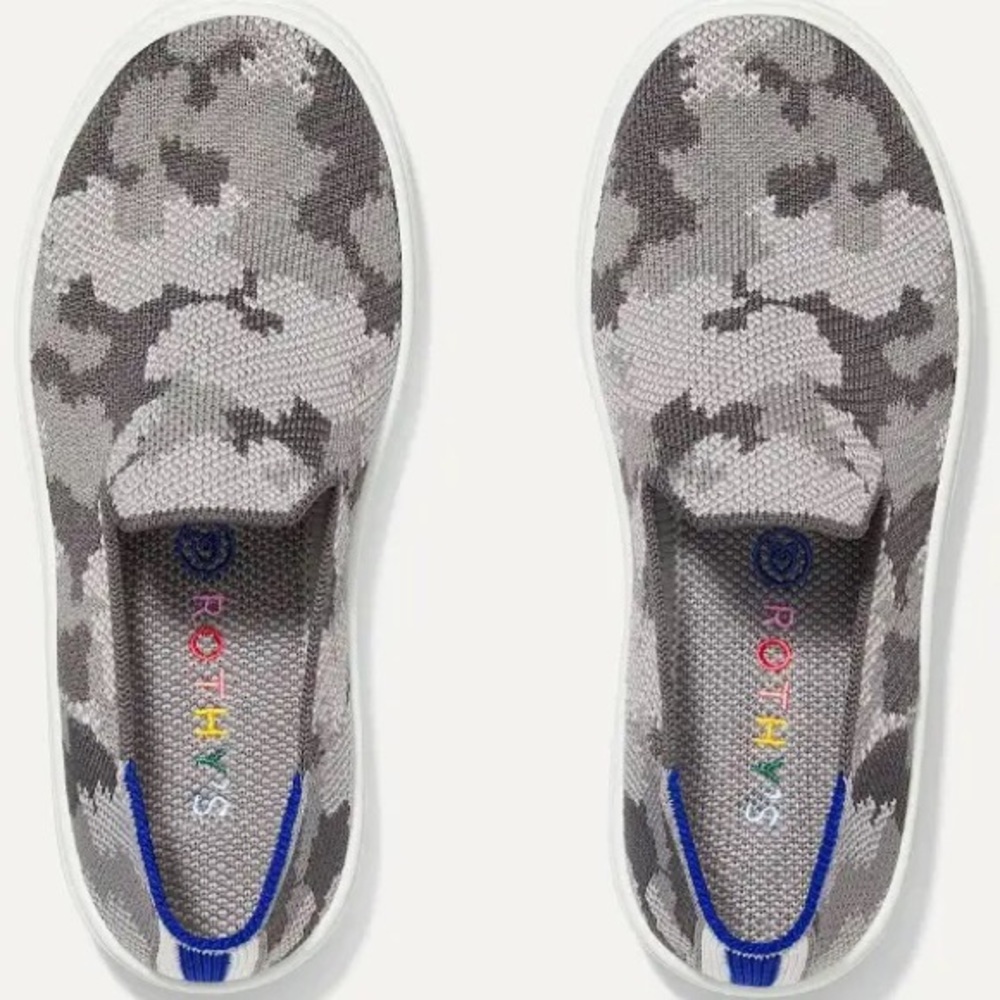 NWT Rothys Kids Camo Slip on sneaker